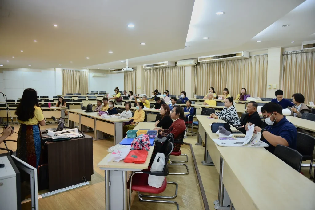 02 ‘นิด้า’ จัดอบรม “การพัฒนาเพื่อสร้างคุณค่าที่แตกต่าง” สู่การยกระดับวิสาหกิจชุมชนสีคิ้วอย่างยั่งยืน