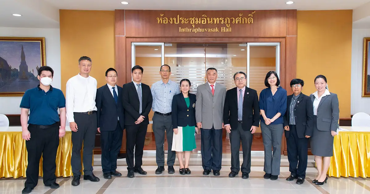 Official Visit by the Delegates from Alliance of China-Thailand Universities and Institute for East & West International Education, the People’s Republic of China