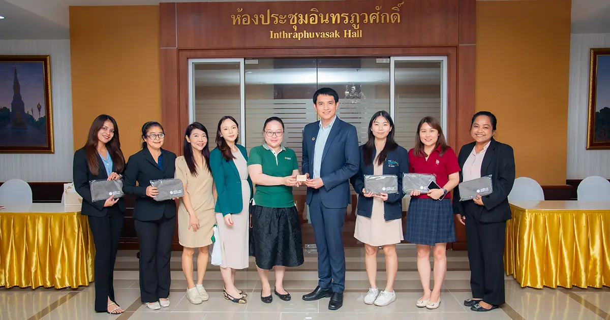 NIDA Welcomes Representatives from the Chinese Center, Samitivej Hospital