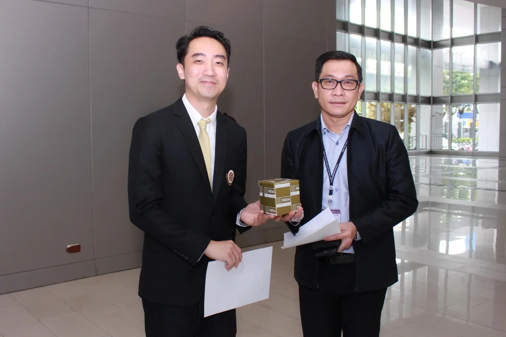 มอบกระเช้าสวัสดีปีใหม่ประจำปี 2561 แก่สื่อมวลชน