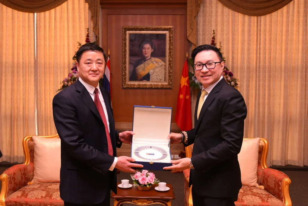 MOU NIDA & Huazhong University of Science and Technology
