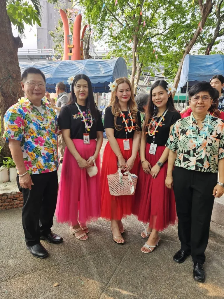 ‘นิด้า’ ร่วมกิจกรรมวันสงกรานต์และวันผู้สูงอายุ เขตบางกะปิ