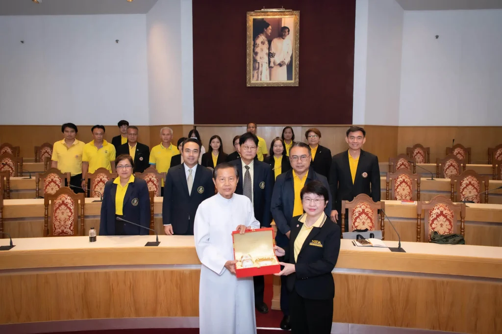 คณะผู้บริหาร ‘นิด้า’ เข้าศึกษาดูงาน ‘ม.อัสสัมชัญ’