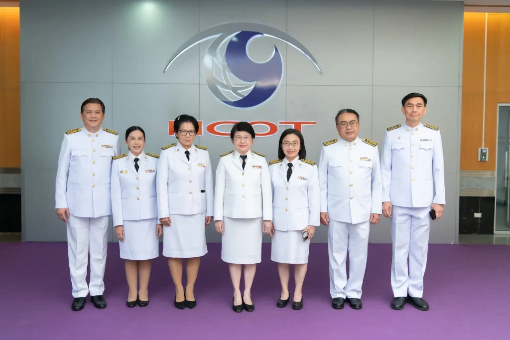 “นิด้า” ร่วมบันทึกเทปถวายพระพร เนื่องในโอกาสมหามงคลเฉลิมพระชนมพรรษา พระบาทสมเด็จพระเจ้าอยู่หัว และสมเด็จพระบรมราชชนนีพันปีหลวง