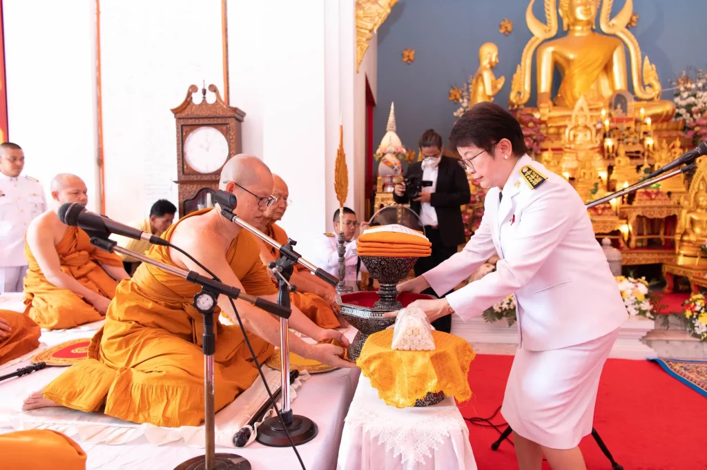 พิธีถวายผ้าพระกฐินพระราชทาน ประจำปี 2567 ณ วัดลุ่ม (พระอารามหลวง) จ.ระยอง