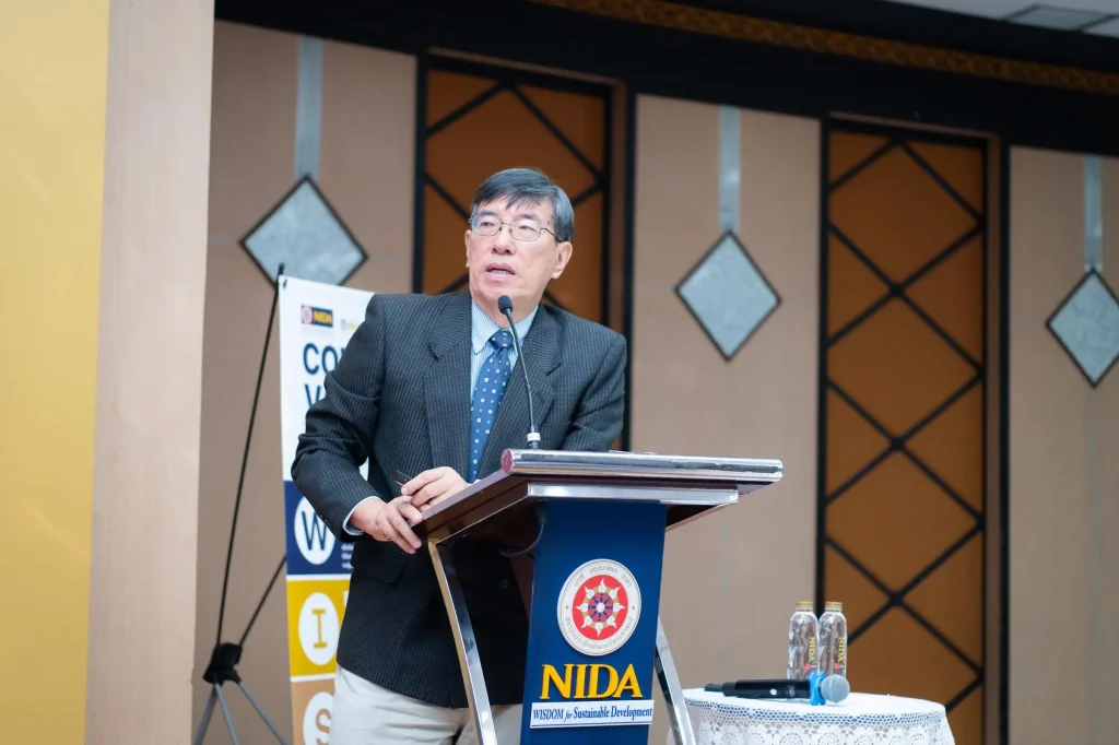 Vision Presentation05 การแสดงวิสัยทัศน์ของผู้มีสิทธิเข้ารับการสรรหาเป็น “อธิการบดีสถาบันบัณฑิตพัฒนบริหารศาสตร์”