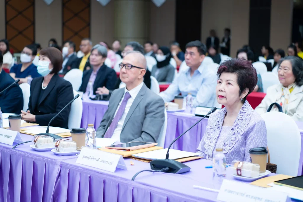 Vision Presentation11 การแสดงวิสัยทัศน์ของผู้มีสิทธิเข้ารับการสรรหาเป็น “อธิการบดีสถาบันบัณฑิตพัฒนบริหารศาสตร์”