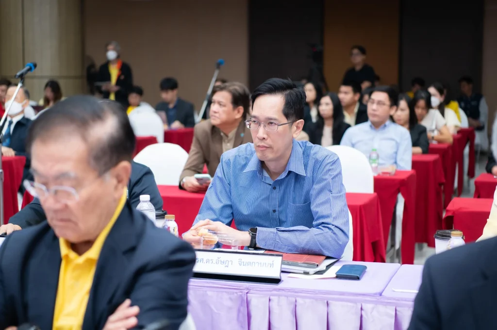 Vision Presentation13 การแสดงวิสัยทัศน์ของผู้มีสิทธิเข้ารับการสรรหาเป็น “อธิการบดีสถาบันบัณฑิตพัฒนบริหารศาสตร์”