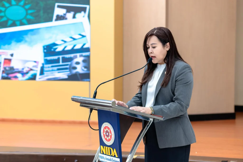 ศูนย์ Yunus-NIDA และสำนักวิจัย NIDA จัดงานเสวนา “ผู้นำทางด้านการสื่อสารวิกฤตการเปลี่ยนแปลงสภาพภูมิอากาศ”