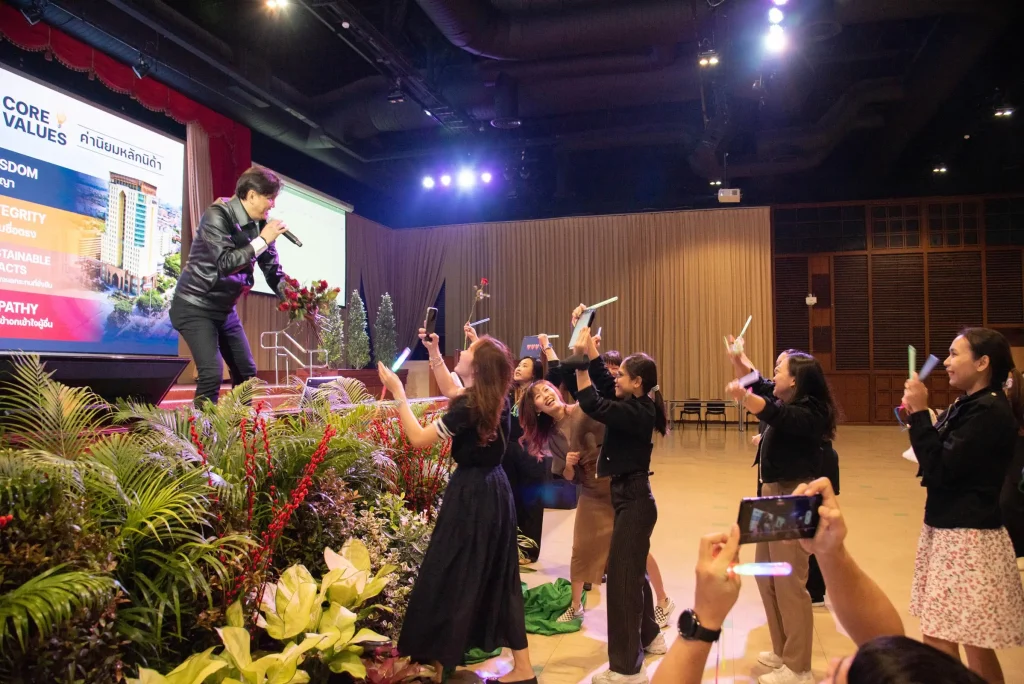 ชื่นมื่นรับปีใหม่ นิด้าจัดงานเลี้ยงส่งท้ายปีเก่า – ต้อนรับปีใหม่ 2568