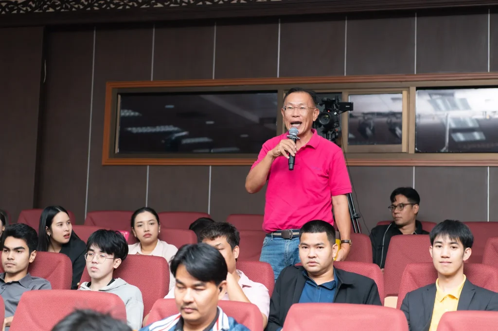 “One Day with Change Agents: ชวนศิษย์ดัง นั่งคุย แบบไหนถึงเรียกว่า…Success!!”