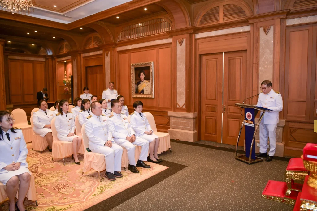 พิธีพระราชทานเครื่องราชอิสริยาภรณ์ ประจำปี 2565 – 2567 สถาบันบัณฑิตพัฒนบริหารศาสตร์