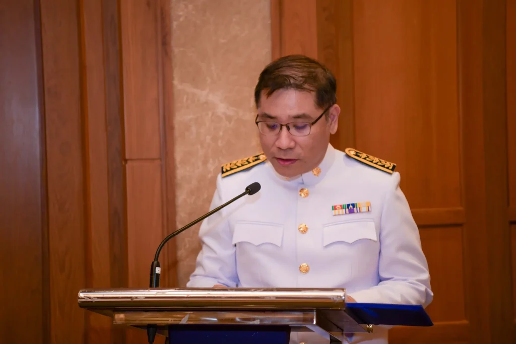 พิธีพระราชทานเครื่องราชอิสริยาภรณ์ ประจำปี 2565 – 2567 สถาบันบัณฑิตพัฒนบริหารศาสตร์