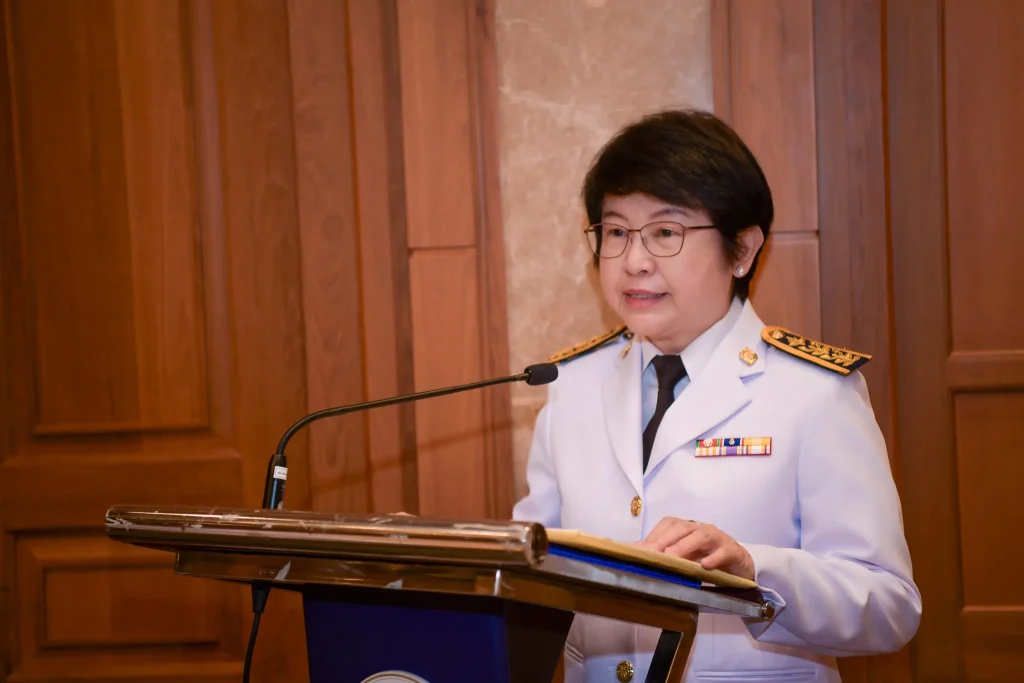 พิธีพระราชทานเครื่องราชอิสริยาภรณ์ ประจำปี 2565 – 2567 สถาบันบัณฑิตพัฒนบริหารศาสตร์