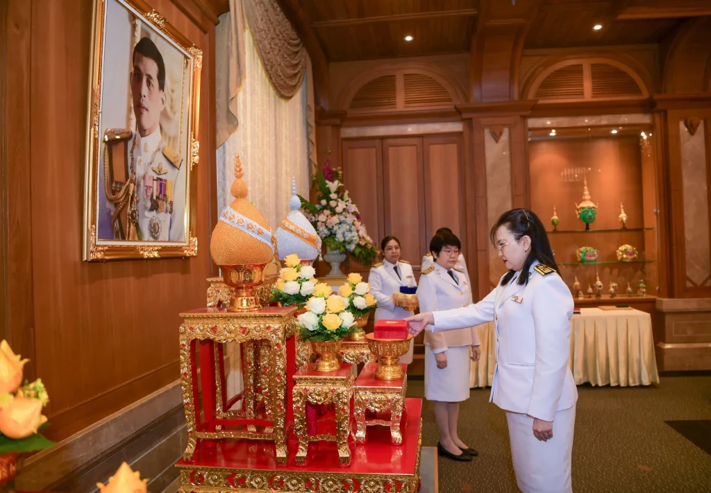 พิธีพระราชทานเครื่องราชอิสริยาภรณ์ ประจำปี 2565 – 2567 สถาบันบัณฑิตพัฒนบริหารศาสตร์