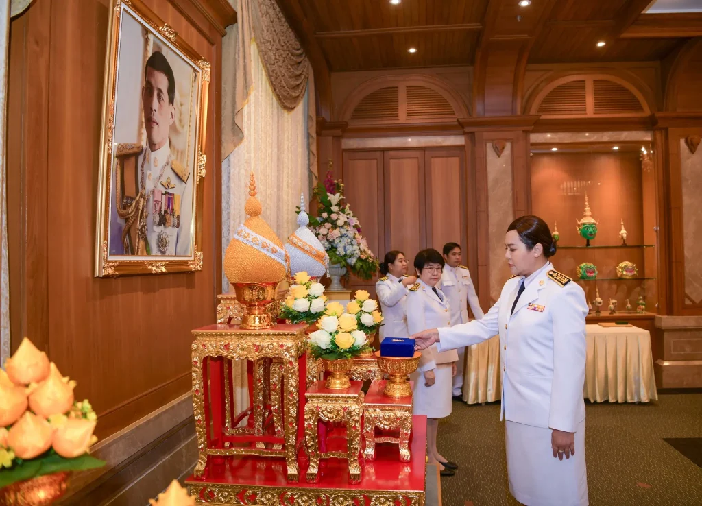 พิธีพระราชทานเครื่องราชอิสริยาภรณ์ ประจำปี 2565 – 2567 สถาบันบัณฑิตพัฒนบริหารศาสตร์