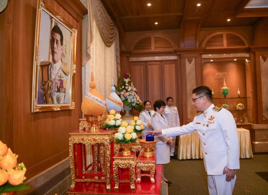 พิธีพระราชทานเครื่องราชอิสริยาภรณ์ ประจำปี 2565 – 2567 สถาบันบัณฑิตพัฒนบริหารศาสตร์