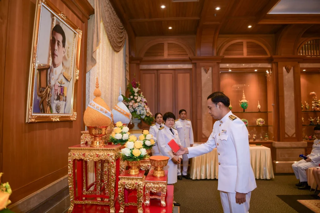 พิธีพระราชทานเครื่องราชอิสริยาภรณ์ ประจำปี 2565 – 2567 สถาบันบัณฑิตพัฒนบริหารศาสตร์