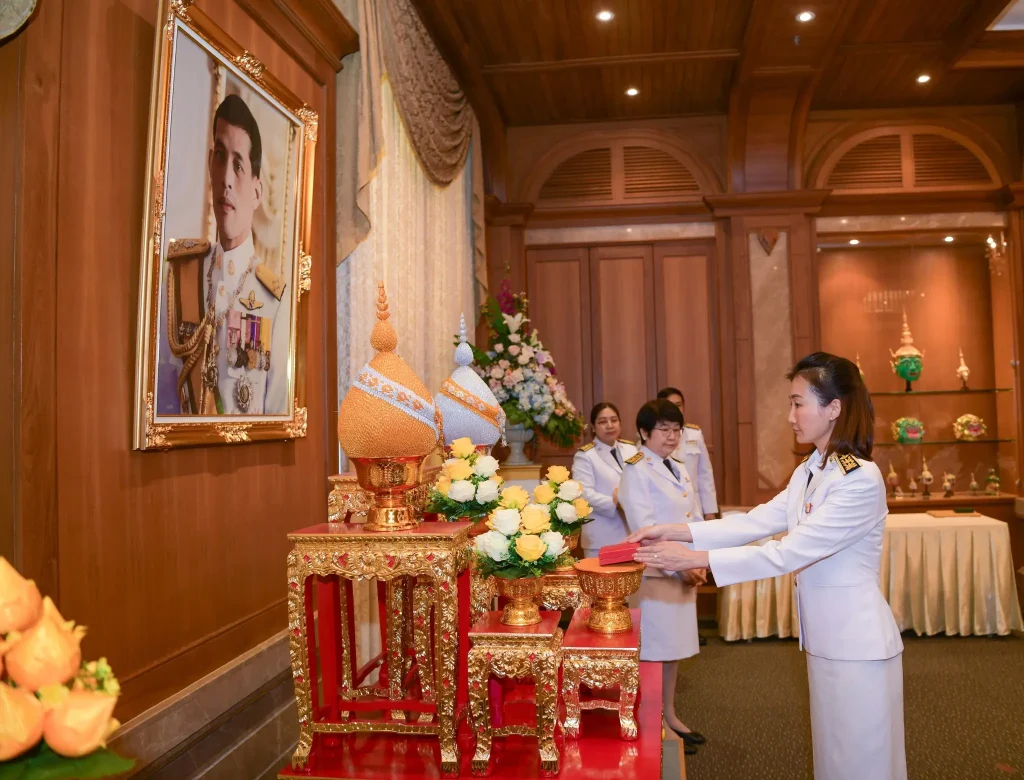 พิธีพระราชทานเครื่องราชอิสริยาภรณ์ ประจำปี 2565 – 2567 สถาบันบัณฑิตพัฒนบริหารศาสตร์