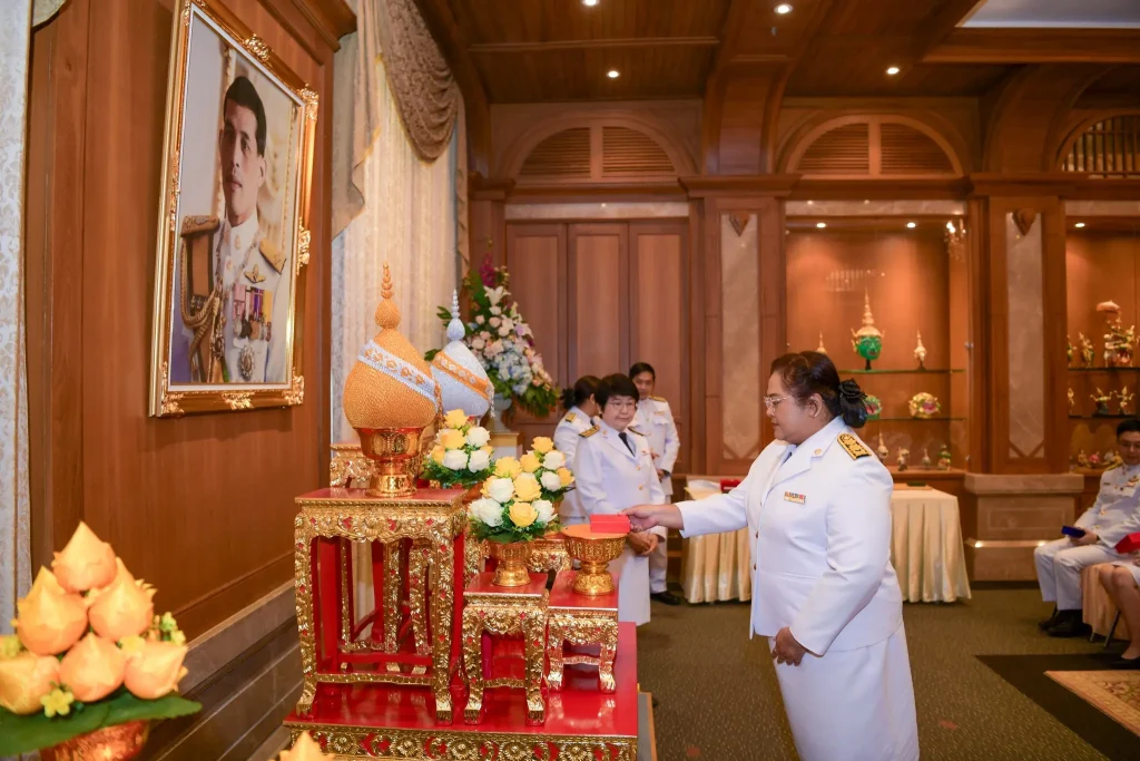 พิธีพระราชทานเครื่องราชอิสริยาภรณ์ ประจำปี 2565 – 2567 สถาบันบัณฑิตพัฒนบริหารศาสตร์