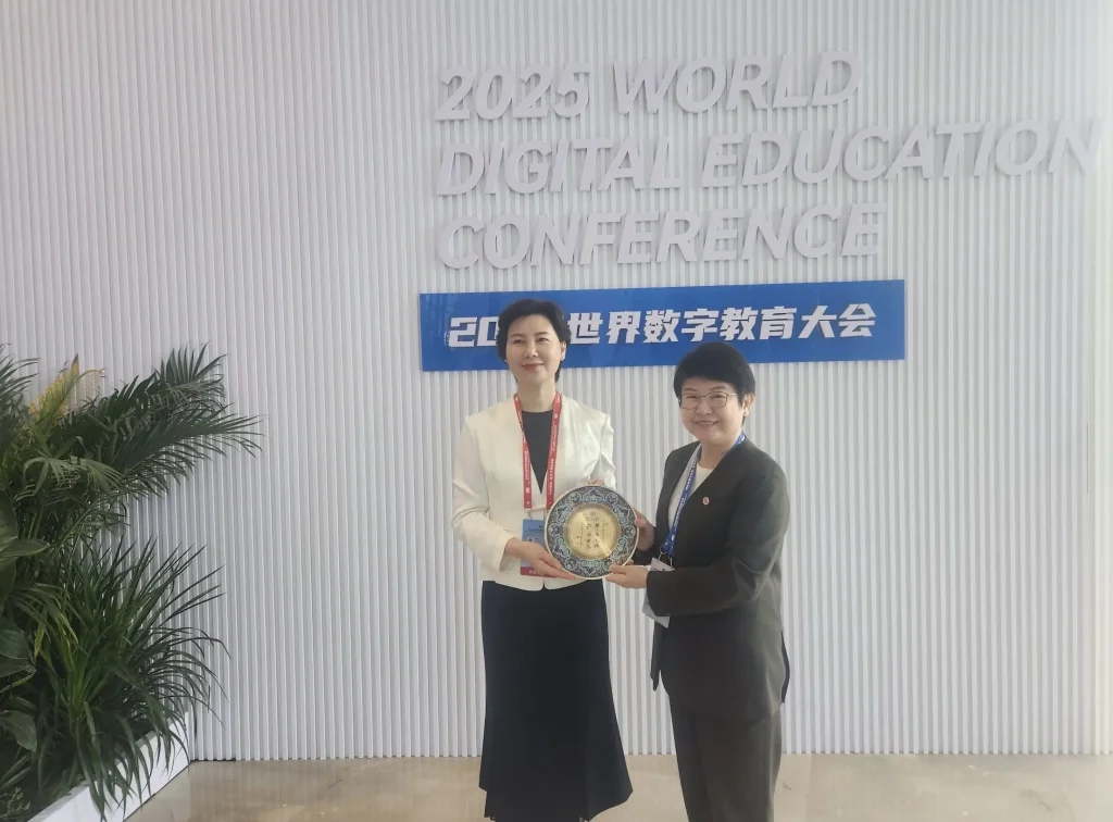 ‘นิด้า’ เข้าร่วมการประชุม World Digital Education Conference 2025 และ Huazhong University of Science and Technology