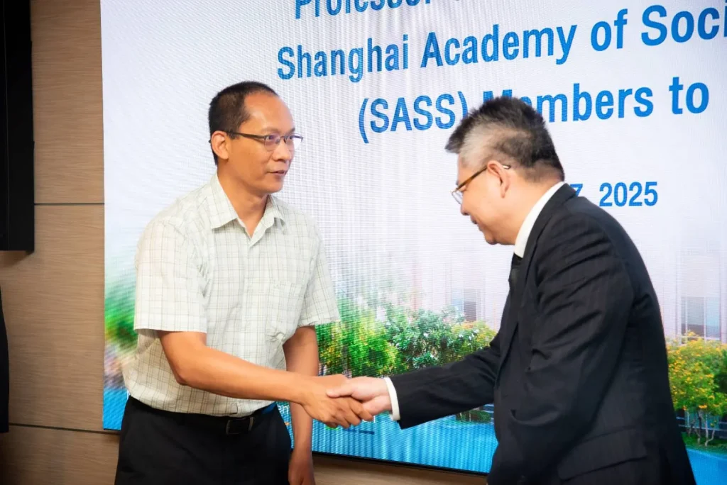 Image Name Official Visit by Delegation from the Shanghai Academy of Social Sciences (SASS), People’s Republic of China, to the National Institute of Development Administration (NIDA)