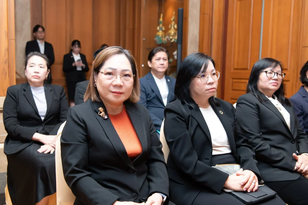 พิธีรับสนองพระบรมราชโองการโปรดเกล้า ฯ แต่งตั้งอธิการบดี สถาบันบัณฑิตพัฒนบริหารศาสตร์