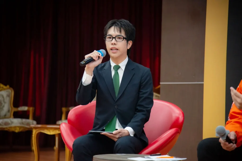 คณะท่องเที่ยว “นิด้า” เปิดเวทีประชันวิสัยทัศน์ 4 พรรคการเมือง เจาะลึก “นโยบายท่องเที่ยว” พลิกโฉมประเทศไทย