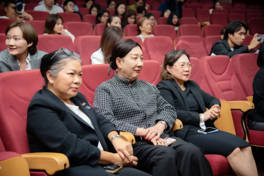 คณะท่องเที่ยว “นิด้า” เปิดเวทีประชันวิสัยทัศน์ 4 พรรคการเมือง เจาะลึก “นโยบายท่องเที่ยว” พลิกโฉมประเทศไทย